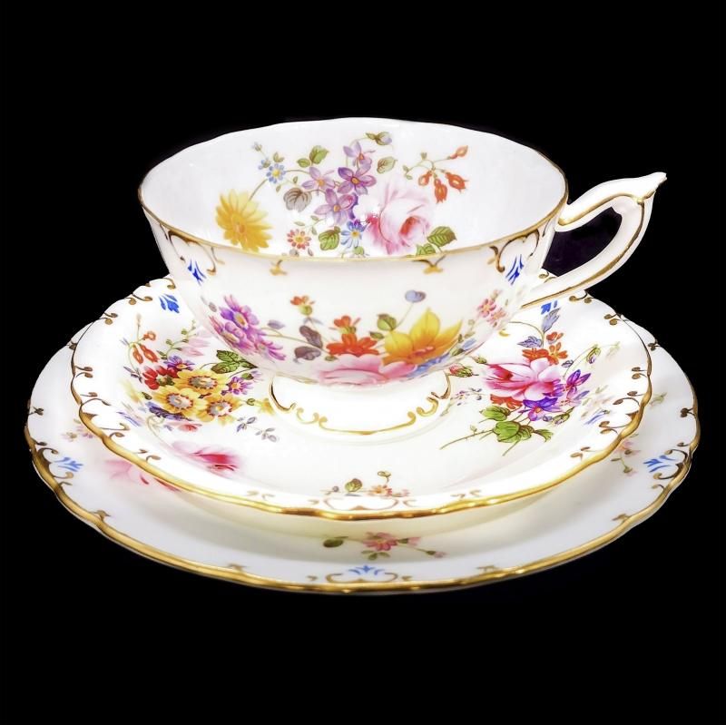 イギリス アンティーク ロイヤルクラウンダービー コーヒーカップ トリオ トリオカップ(Royal Crown Derby) - 鎌倉アンティークス／イギリスの