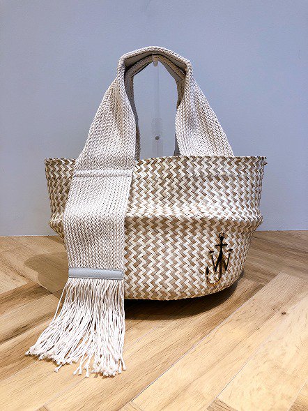 <img class='new_mark_img1' src='https://img.shop-pro.jp/img/new/icons23.gif' style='border:none;display:inline;margin:0px;padding:0px;width:auto;' />【30%OFF】JW ANDERSON BASKET