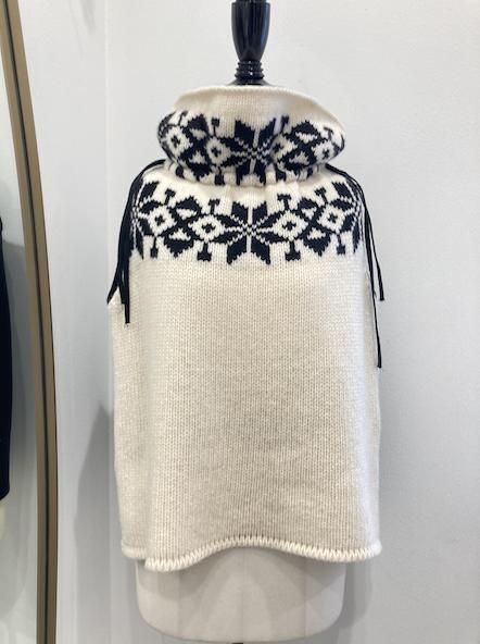 <img class='new_mark_img1' src='https://img.shop-pro.jp/img/new/icons47.gif' style='border:none;display:inline;margin:0px;padding:0px;width:auto;' />hache No sleeve turtle knit
