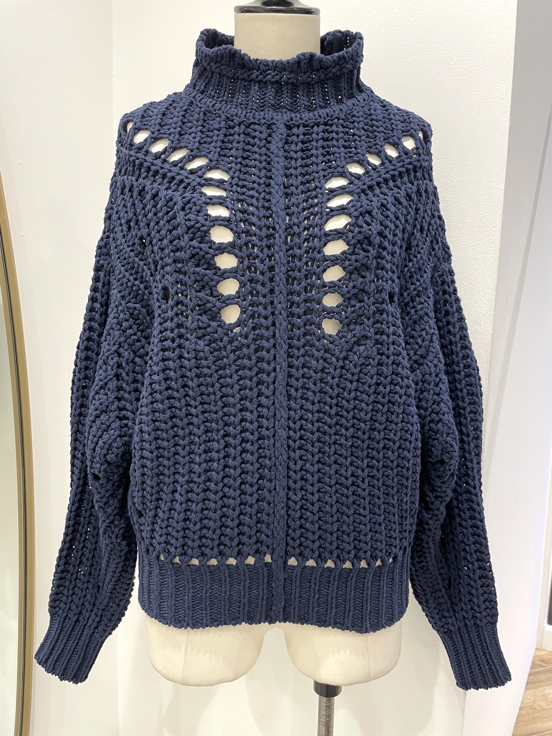 <img class='new_mark_img1' src='https://img.shop-pro.jp/img/new/icons23.gif' style='border:none;display:inline;margin:0px;padding:0px;width:auto;' />30%OFFISABEL ETOILE MARANT Cable knit