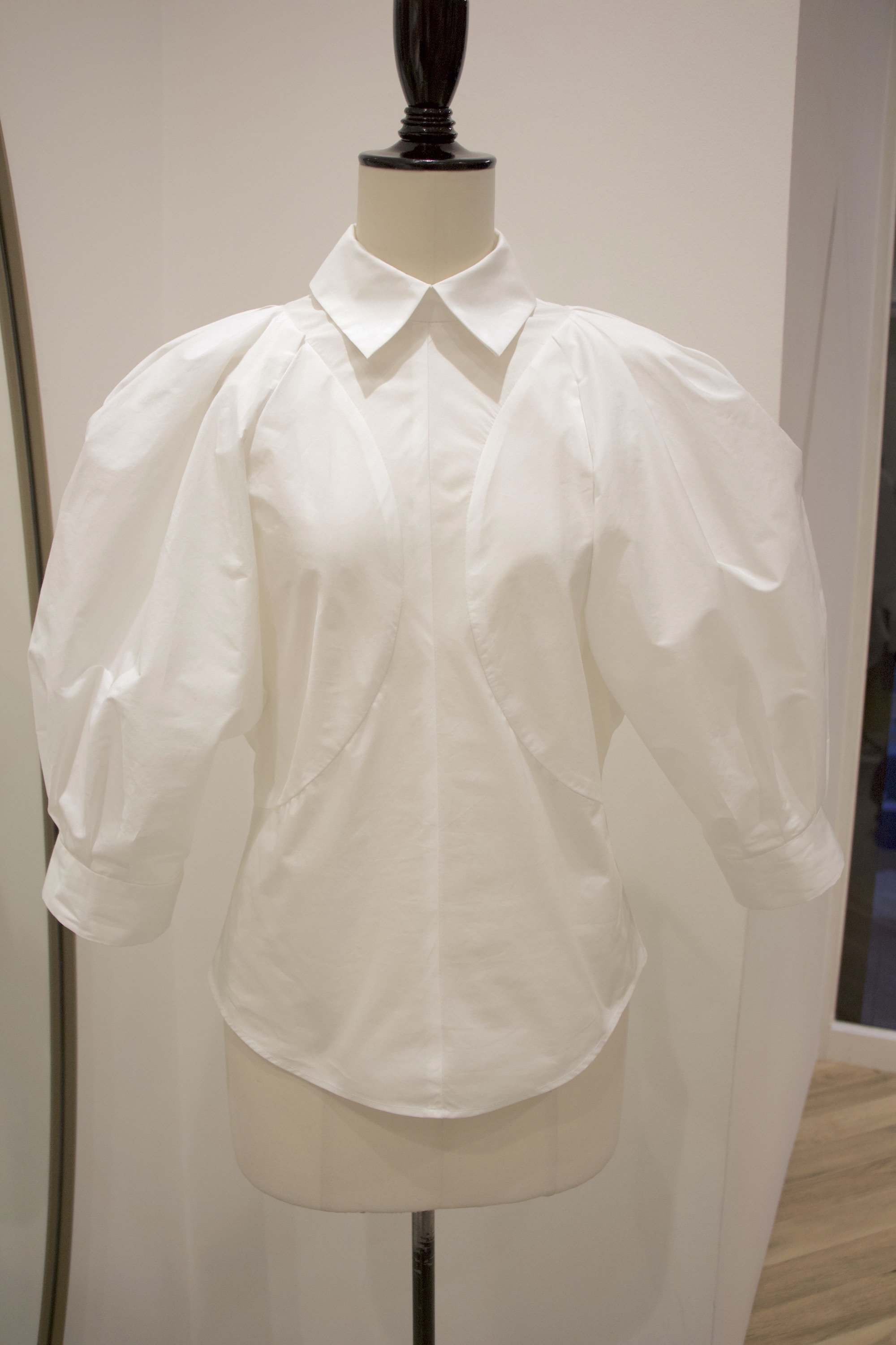 <img class='new_mark_img1' src='https://img.shop-pro.jp/img/new/icons47.gif' style='border:none;display:inline;margin:0px;padding:0px;width:auto;' />f's6 original puff sleeve blouse