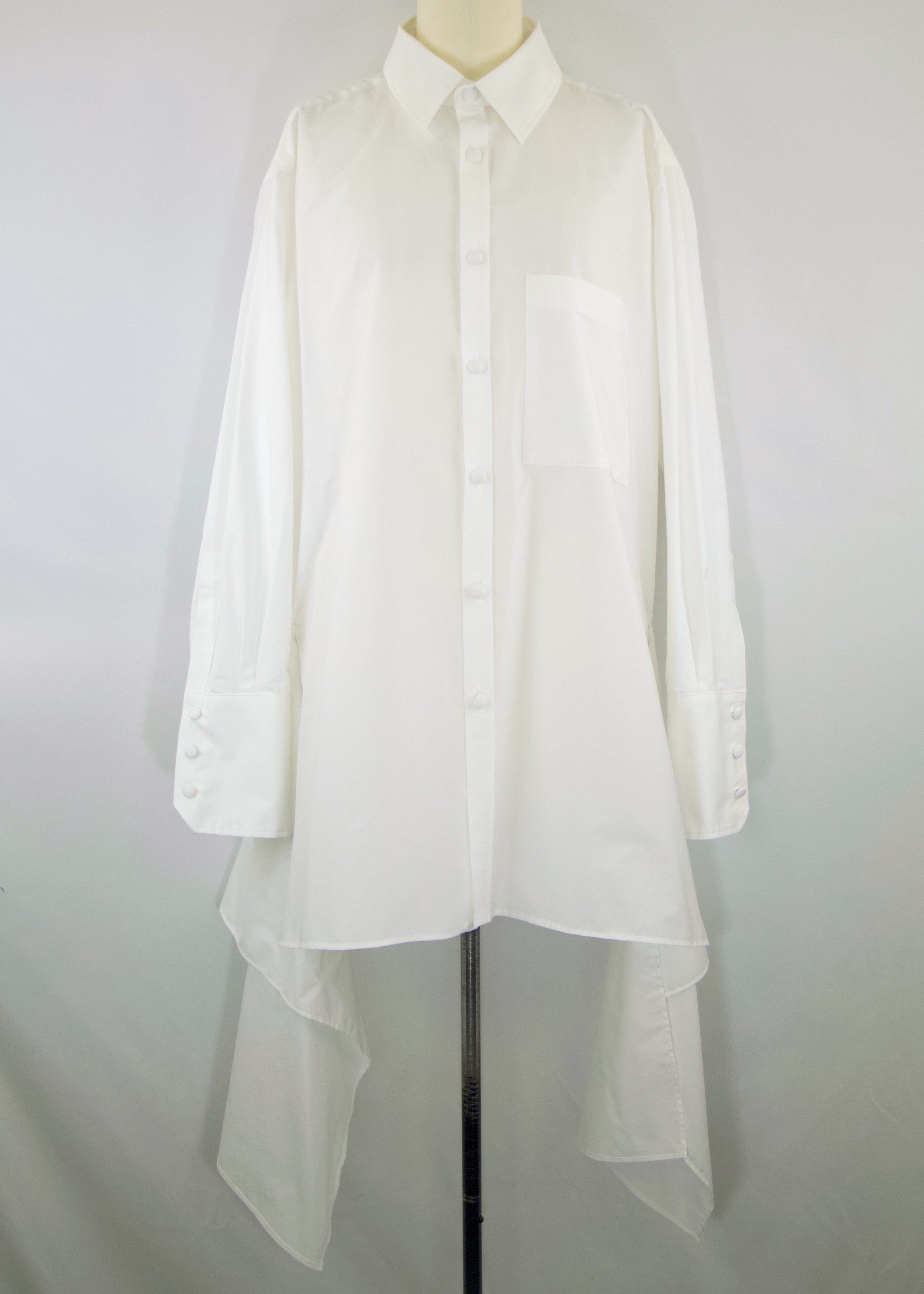 <img class='new_mark_img1' src='https://img.shop-pro.jp/img/new/icons10.gif' style='border:none;display:inline;margin:0px;padding:0px;width:auto;' />f's6 original Asymmetry shirt / White