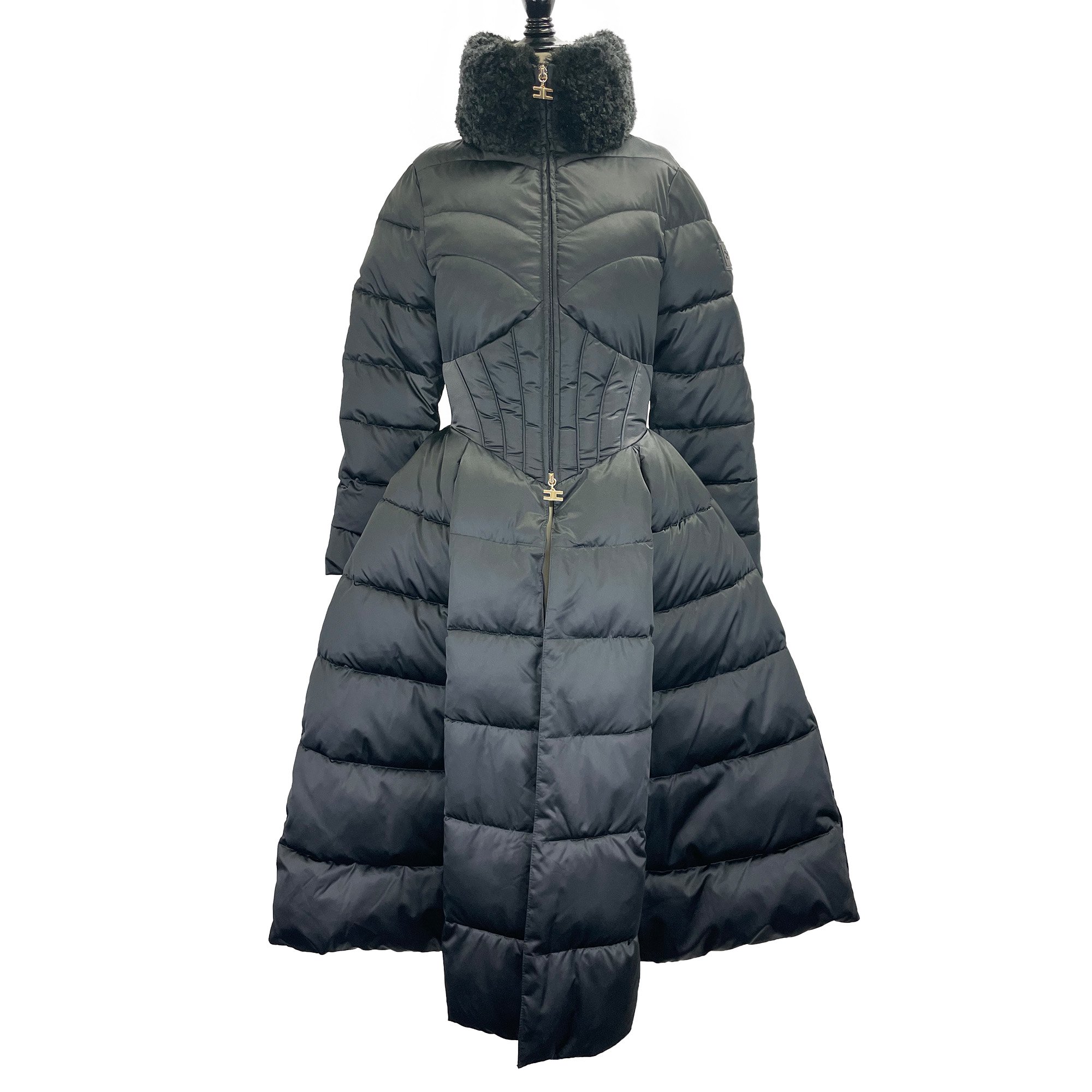 <img class='new_mark_img1' src='https://img.shop-pro.jp/img/new/icons7.gif' style='border:none;display:inline;margin:0px;padding:0px;width:auto;' />ELISABETTA FRANCHI DOWN COAT
