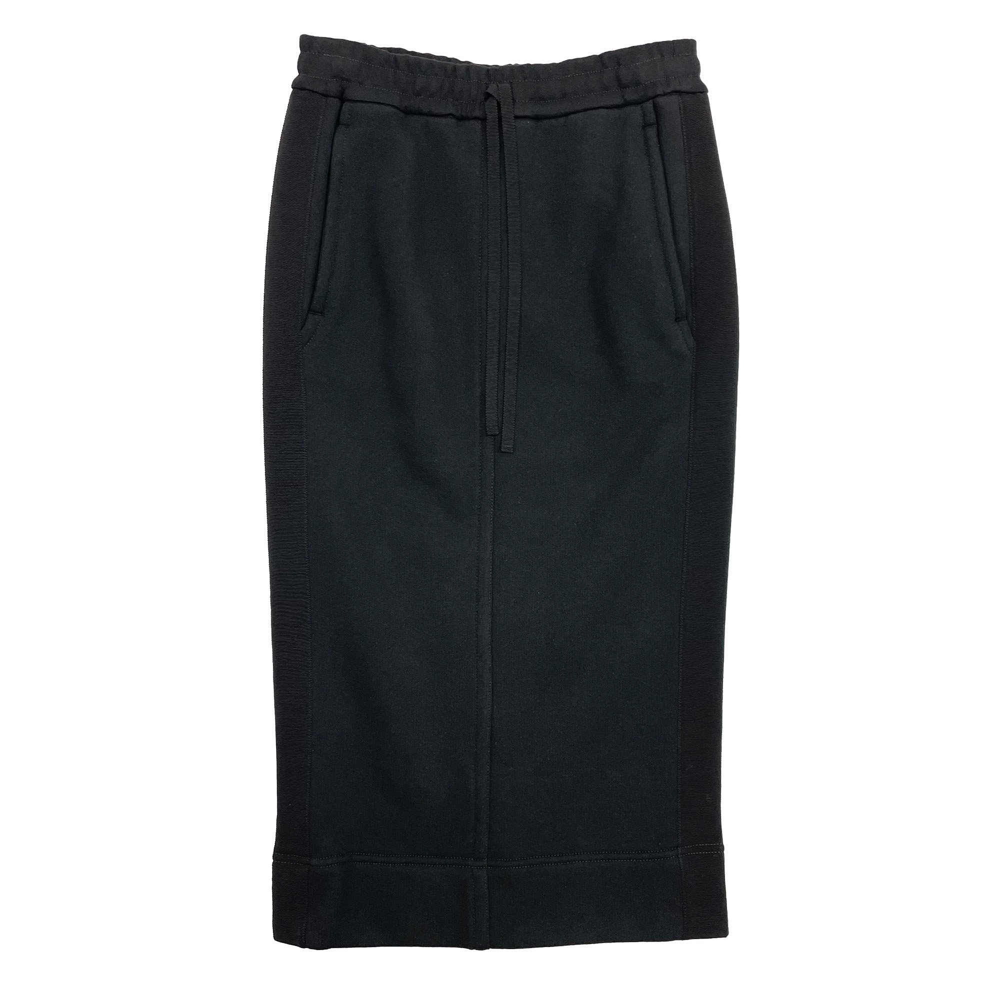 <img class='new_mark_img1' src='https://img.shop-pro.jp/img/new/icons7.gif' style='border:none;display:inline;margin:0px;padding:0px;width:auto;' />N21 SWEAT SKIRT