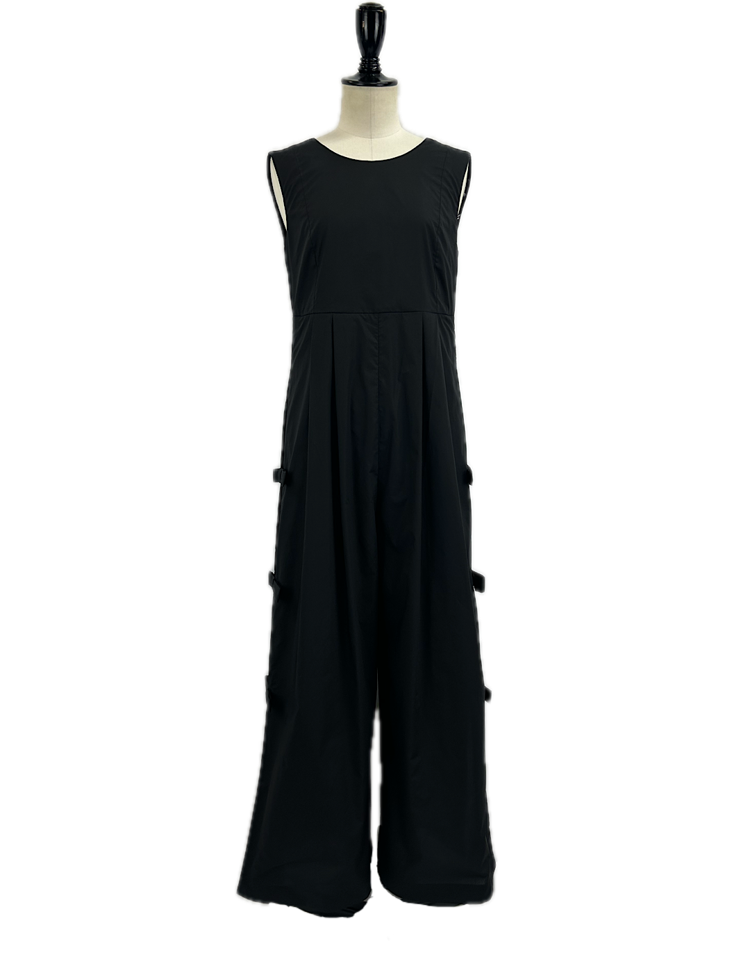 <img class='new_mark_img1' src='https://img.shop-pro.jp/img/new/icons6.gif' style='border:none;display:inline;margin:0px;padding:0px;width:auto;' />MEIMEIJ / RIBBON JUMPSUIT
