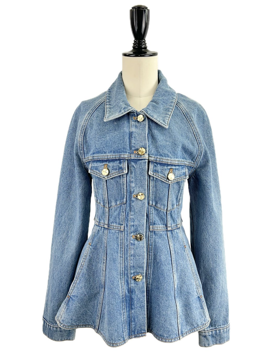 <img class='new_mark_img1' src='https://img.shop-pro.jp/img/new/icons6.gif' style='border:none;display:inline;margin:0px;padding:0px;width:auto;' />NINARICCI / FLARE DENIM JACKET