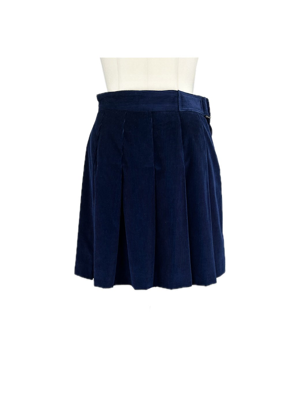 <img class='new_mark_img1' src='https://img.shop-pro.jp/img/new/icons47.gif' style='border:none;display:inline;margin:0px;padding:0px;width:auto;' />MAXMARA WEEKEND / CORDUROY SKIRT