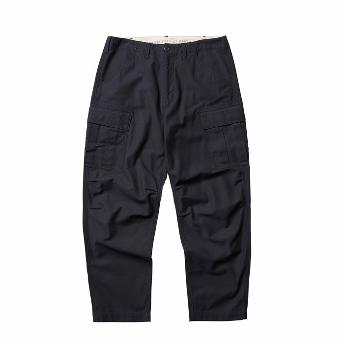 <img class='new_mark_img1' src='https://img.shop-pro.jp/img/new/icons1.gif' style='border:none;display:inline;margin:0px;padding:0px;width:auto;' />Liberaiders 6POCKET ARMY PANTS (Navy)