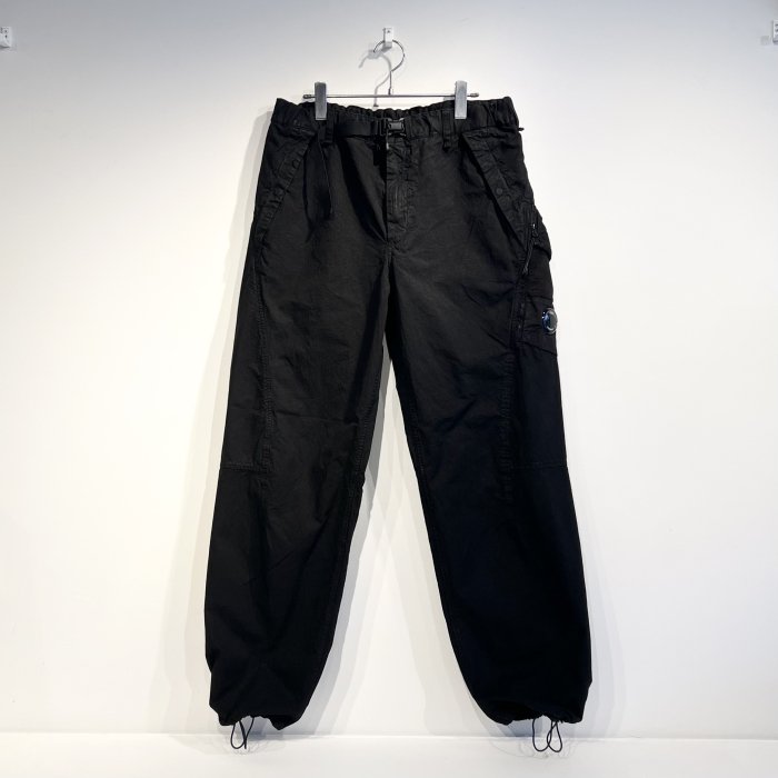 <img class='new_mark_img1' src='https://img.shop-pro.jp/img/new/icons47.gif' style='border:none;display:inline;margin:0px;padding:0px;width:auto;' />C.P.COMPANY BA-TIC LOOSE UTILITY PANTS (Black)