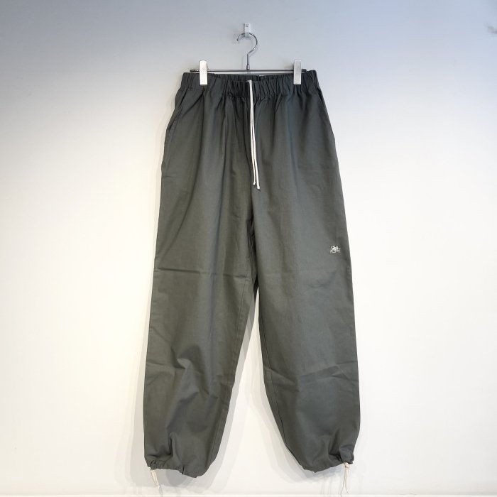 <img class='new_mark_img1' src='https://img.shop-pro.jp/img/new/icons47.gif' style='border:none;display:inline;margin:0px;padding:0px;width:auto;' />AGIT ORGANIC COTTON COLOURED EASY PANTS  (Gray)