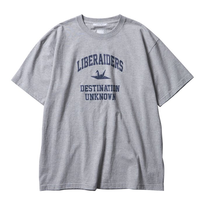 <img class='new_mark_img1' src='https://img.shop-pro.jp/img/new/icons47.gif' style='border:none;display:inline;margin:0px;padding:0px;width:auto;' />Liberaiders COLLEGE LOGO TEE (Gray)