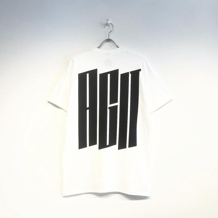 <img class='new_mark_img1' src='https://img.shop-pro.jp/img/new/icons57.gif' style='border:none;display:inline;margin:0px;padding:0px;width:auto;' />AGIT SQUARE LOGO POCKET TEE 