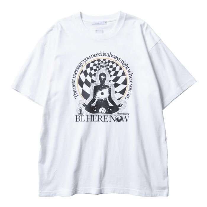 <img class='new_mark_img1' src='https://img.shop-pro.jp/img/new/icons1.gif' style='border:none;display:inline;margin:0px;padding:0px;width:auto;' />Liberaiders BE HERE NOW TEE (White)