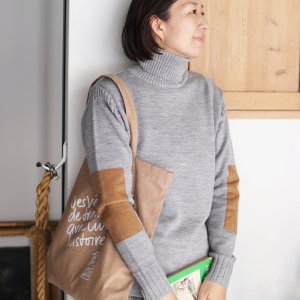 Coudi&#232;re Sweater  (TURTLE)<img class='new_mark_img2' src='https://img.shop-pro.jp/img/new/icons12.gif' style='border:none;display:inline;margin:0px;padding:0px;width:auto;' />