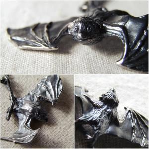 EmiriA オガサワラオオコウモリ ブレスレット EmiriA オガサワラオオコウモリ ブレスレット