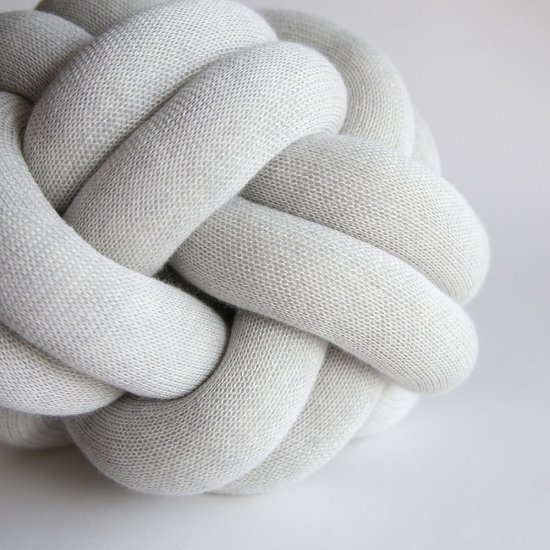 Design House Stockholm / Knot CUSHION(white grey)