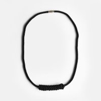 NOEUD<br>Lineknot-necklace L(BK)