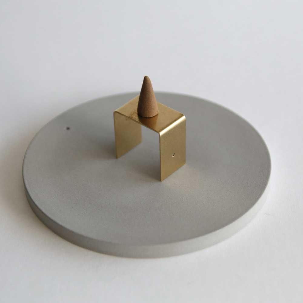お香 TBPR / GLASS INCENSE HOLDER gray GLASS INCENSE HOLDER - TIGHTBOOTH® タイトブース オフィシャル