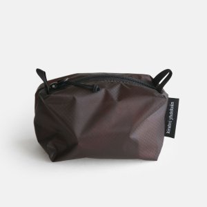 kirahvi yhdeksan<br>Light pouch - square S (chocolate)<br>【メール便可 3点まで】