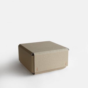 STACK CONTAINERS<br>No.06 SQUARE(Unpainted Kraft) B.L.W 