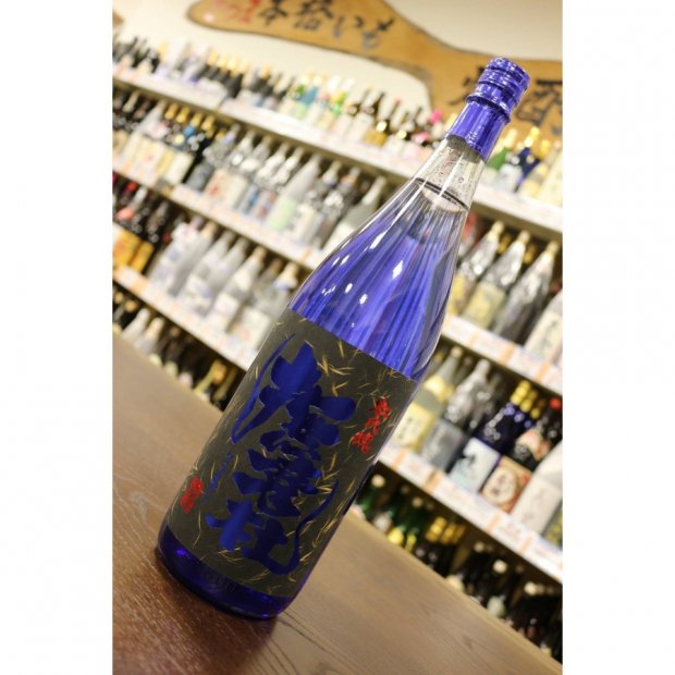 青撫磨杜 《芋焼酎》 あおなまず ブルーテールキャット 25度 1800ml 神